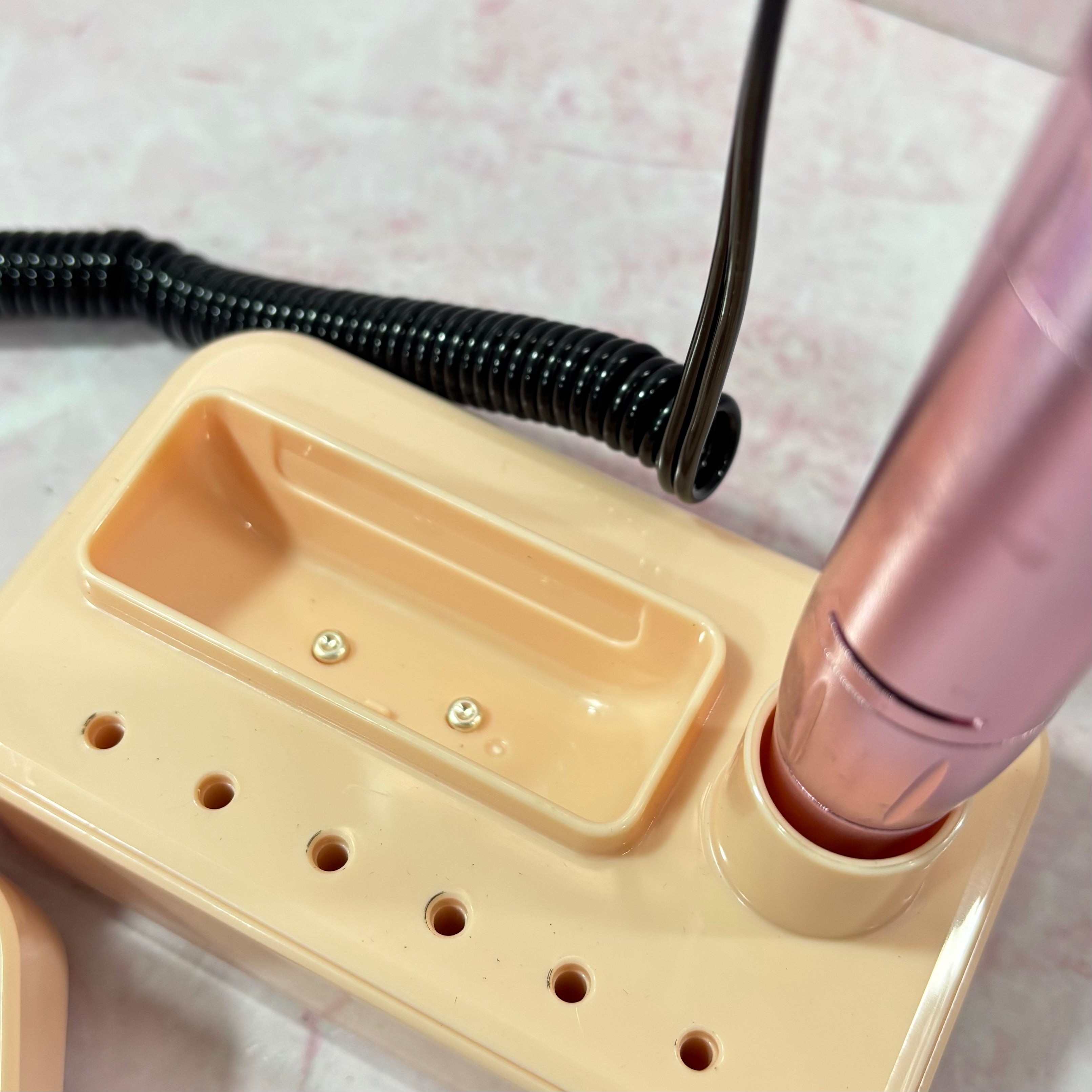 PULIDOR DE UÑAS 45.000 RPM ROSADO CON BASE DE CARGA