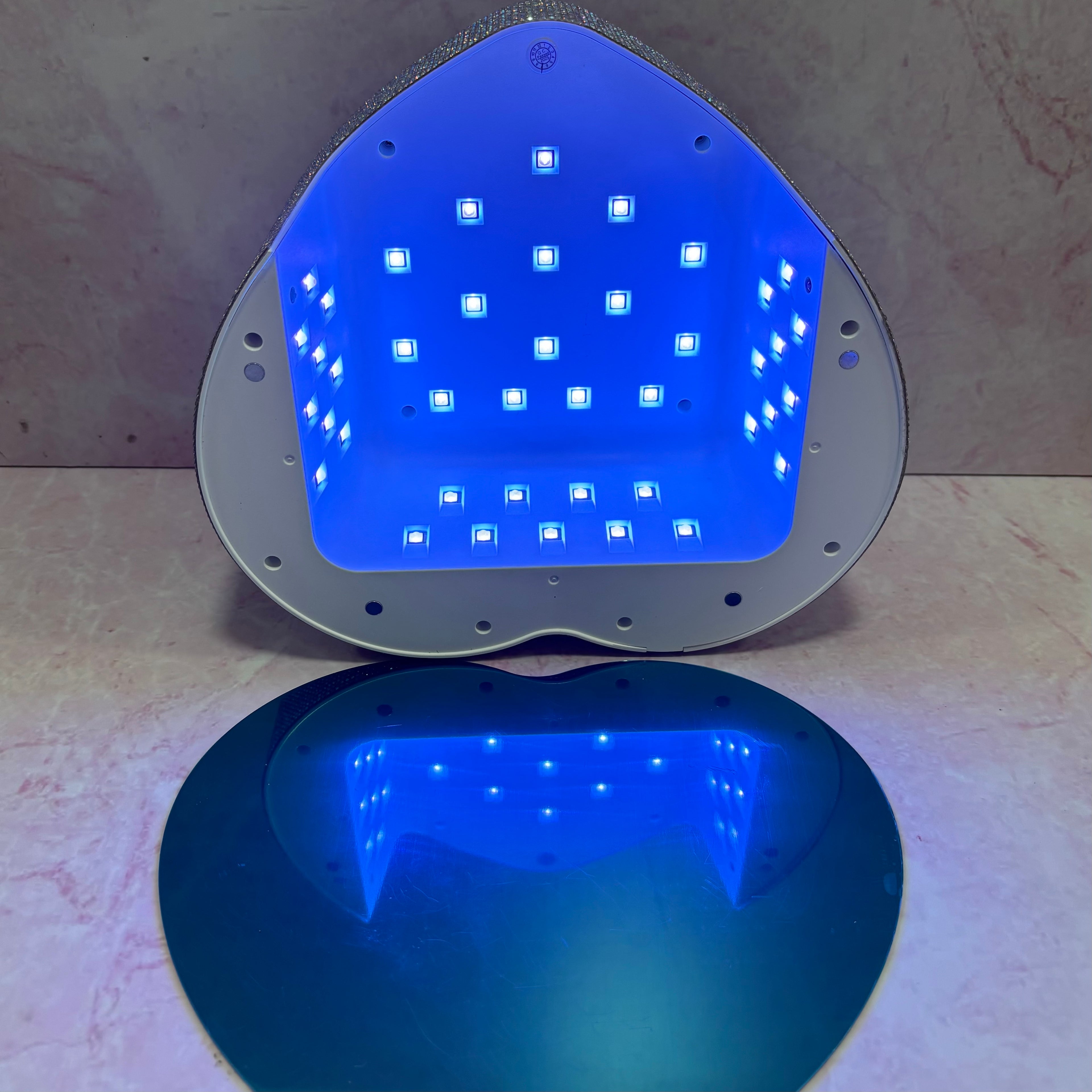 LÁMPARA INALÁMBRICA 2 EN 1 BRILLOS